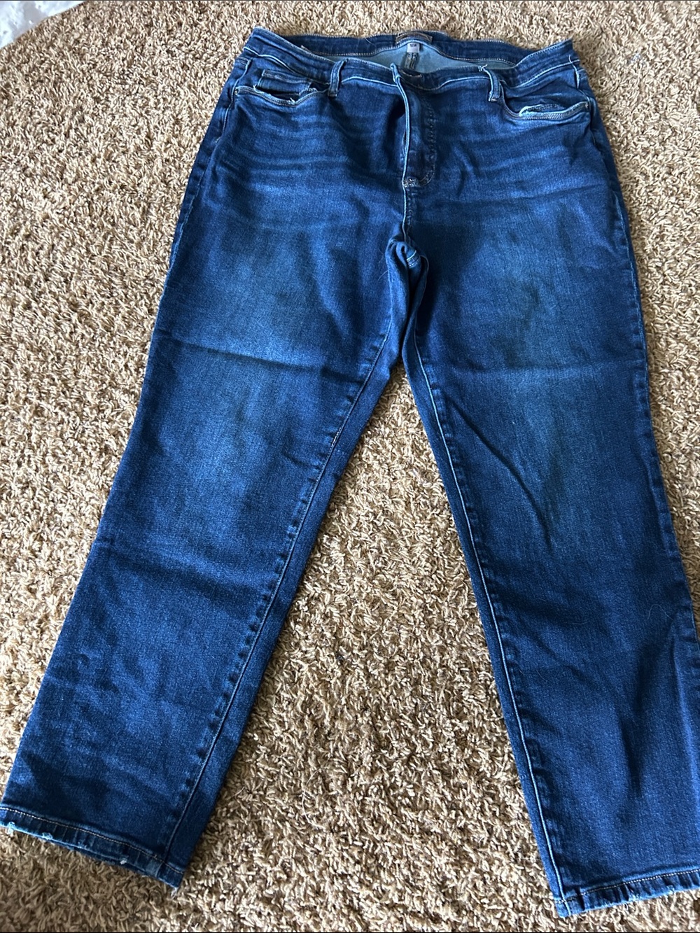 Kut from the Kloth Classic Indigo Straight Leg Jeans